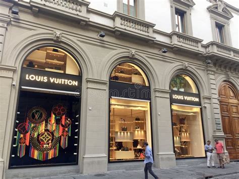 piacenza outlet louis vuitton|louis vuitton firenze italy.